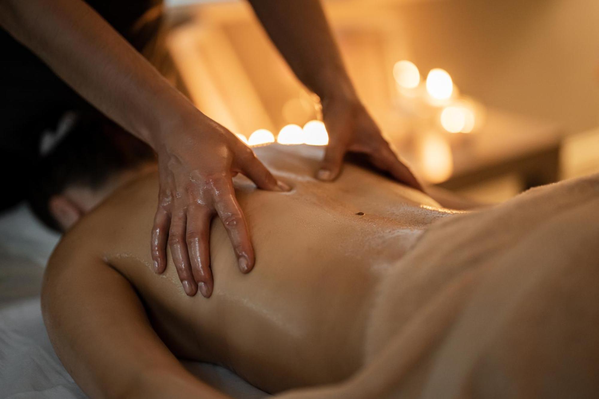 Hotel&Spa Dwor Droblin Leśna Podlaska エクステリア 写真