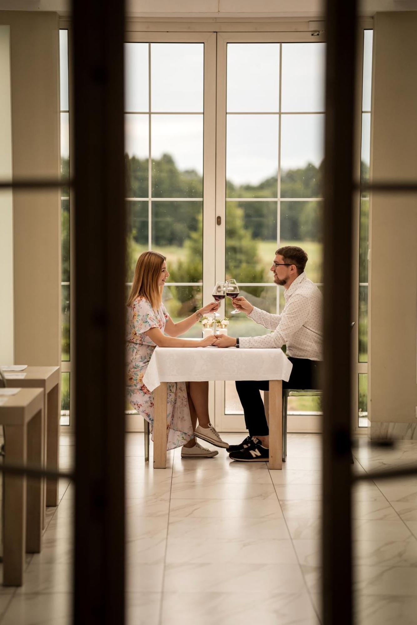 Hotel&Spa Dwor Droblin Leśna Podlaska エクステリア 写真